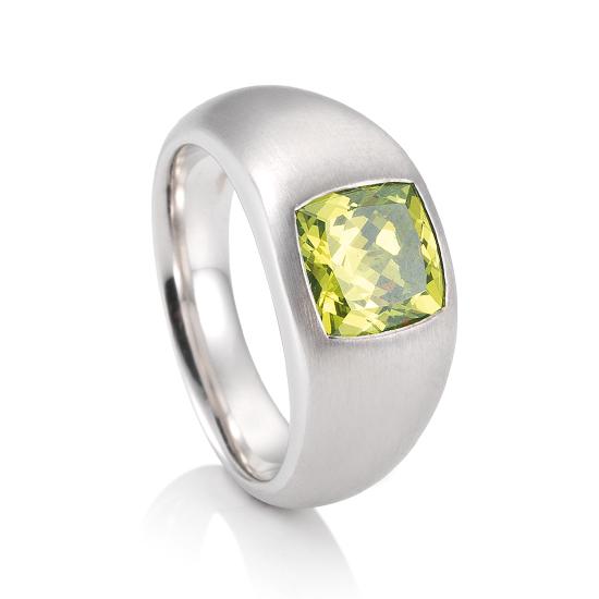 Hersteller-Originalaufnahme: RING - E.PERIDOT; abgebildete Ausführung 42033370-24-48-0-0-48
